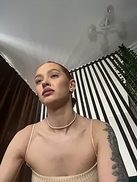 LittleFox    online show from March 27, 6:44 am