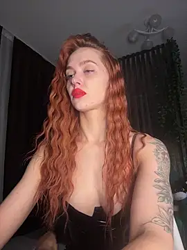 LittleFox    online show from April 3, 10:49 pm