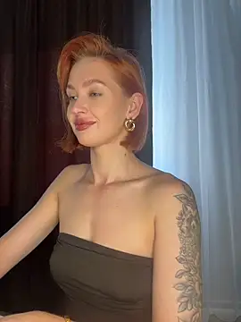 Snapshot of LittleFox___ chatting on May 25, 6:34 am LittleFox online show from May 25, 6:34 am