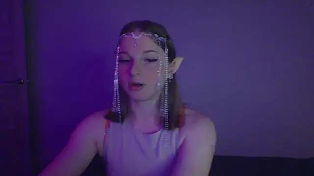 Snapshot of Star_Girlish chatting on October 13, 5:47 pm Star Girlish online show from October 13, 5:47 pm