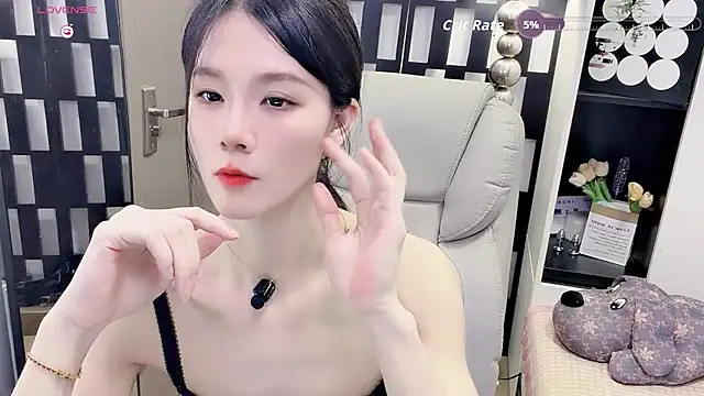 Yueyue-MM online show from May 21, 2:25 pm