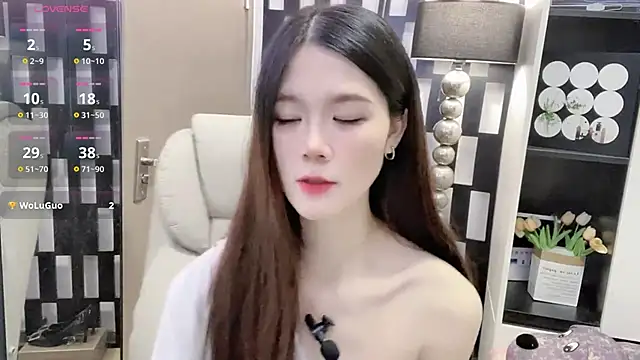 Yueyue-MM online show from November 11, 2:45 pm