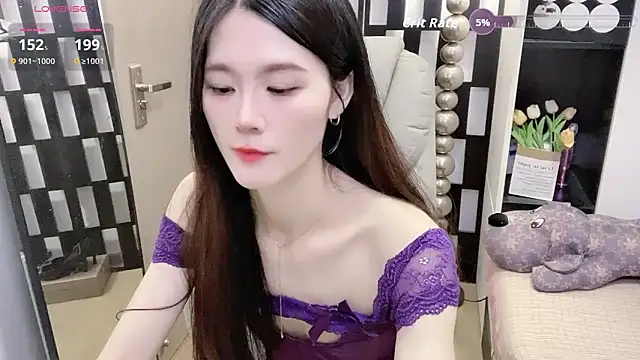 Yueyue-MM online show from March 1, 1:00 pm