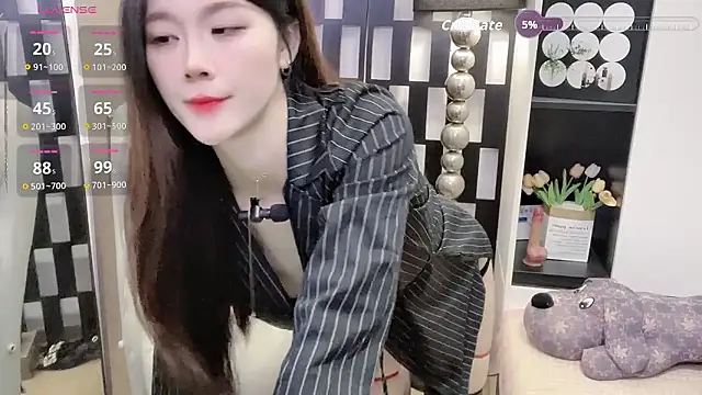 Yueyue-MM online show from January 12, 2:40 am