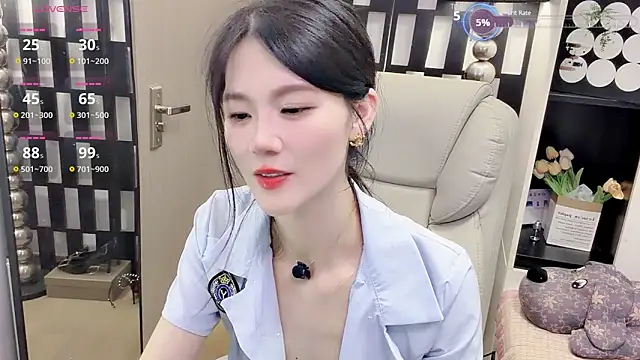 Yueyue-MM online show from May 6, 1:48 pm