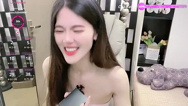 Yueyue-MM online show from April 10, 12:56 pm