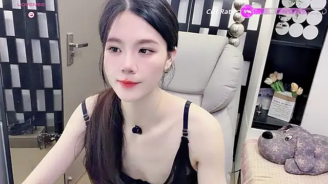 Yueyue-MM online show from May 26, 12:36 pm