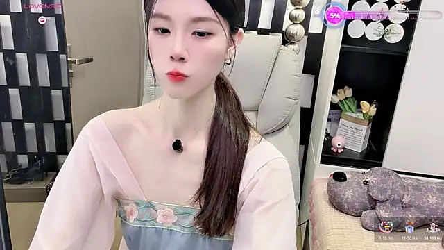 Yueyue-MM online show from June 19, 2:12 pm