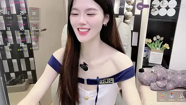 Yueyue-MM online show from March 5, 2:19 am