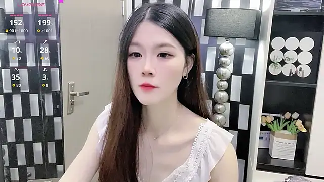 Yueyue-MM online show from October 22, 1:05 am