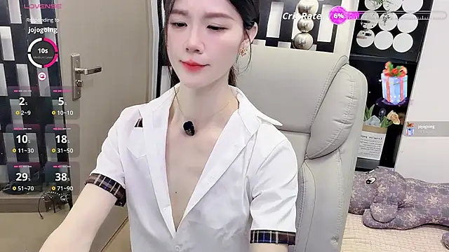 Yueyue-MM online show from May 3, 1:11 am