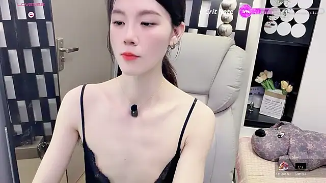 Yueyue-MM online show from May 27, 2:02 pm