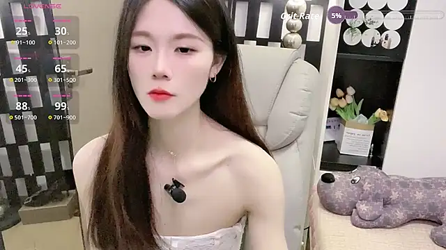 Yueyue-MM online show from April 10, 12:50 am