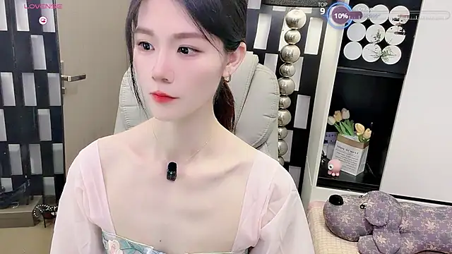 Yueyue-MM online show from June 19, 2:06 am