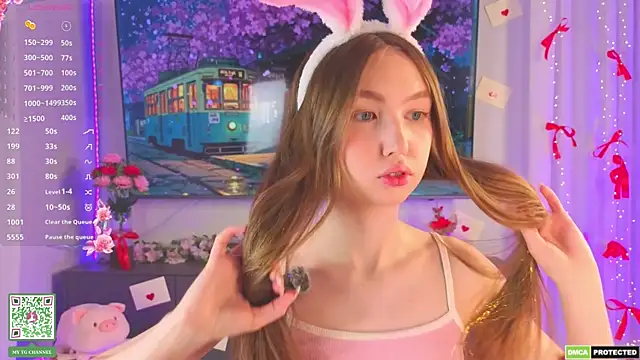 ElfredaTupy online show from May 1, 7:41 pm