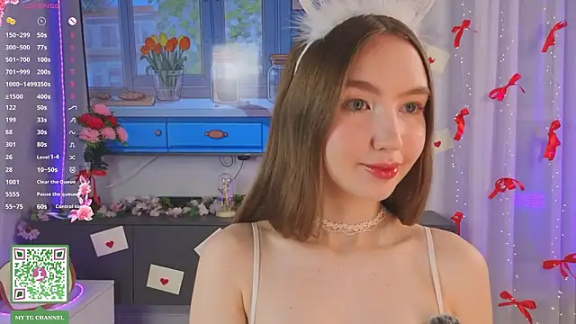 ElfredaTupy online show from March 7, 8:14 pm