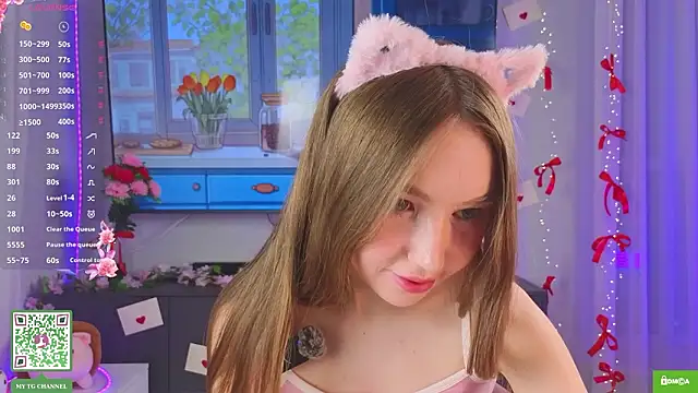 ElfredaTupy online show from March 14, 7:20 pm