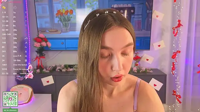 ElfredaTupy online show from February 24, 7:37 pm