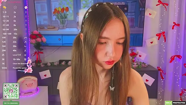 ElfredaTupy online show from March 28, 7:59 pm