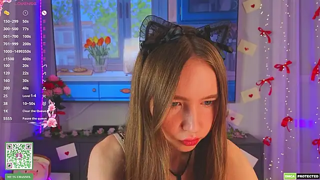 ElfredaTupy online show from March 26, 7:56 pm