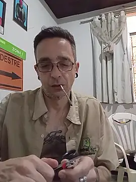 dinho carioca online show from January 8, 1:39 pm