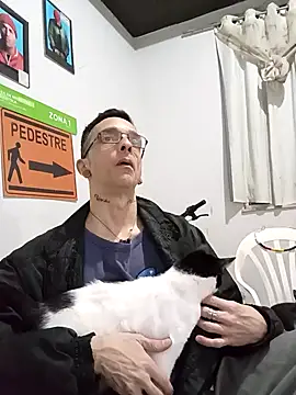 dinho carioca online show from October 21, 10:31 pm