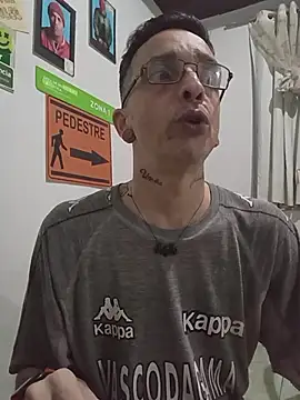 dinho carioca online show from November 13, 6:23 pm