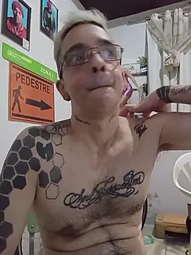 dinho carioca online show from February 6, 3:41 pm