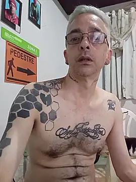 dinho carioca online show from January 11, 1:40 pm