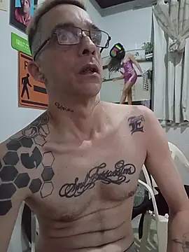 dinho carioca online show from April 10, 9:05 am