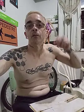 dinho carioca online show from March 9, 8:29 am