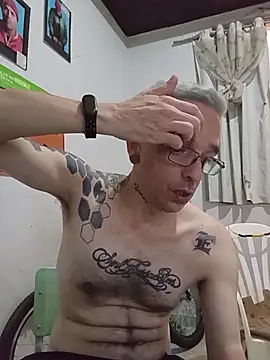 dinho carioca online show from January 10, 1:17 pm