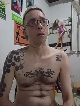 dinho carioca online show from February 15, 4:35 am