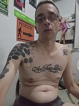 dinho carioca online show from February 22, 4:15 am