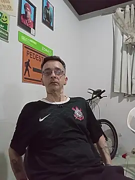 dinho carioca online show from November 16, 5:23 am