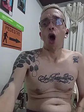 dinho carioca online show from March 23, 3:50 am