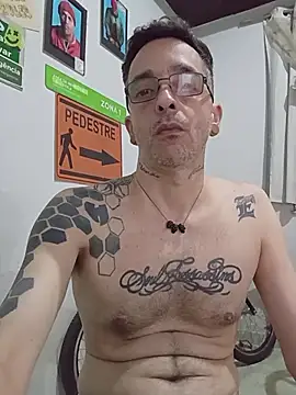 dinho carioca online show from November 16, 5:28 pm