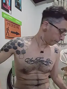 dinho carioca online show from December 14, 12:44 pm