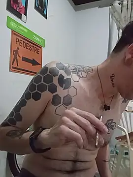 dinho carioca online show from December 2, 2:08 pm