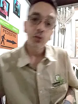 dinho carioca online show from December 19, 10:39 am