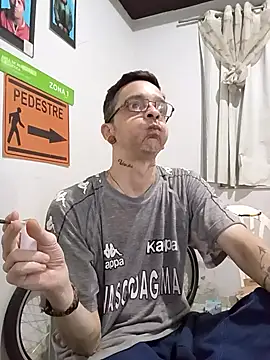 dinho carioca online show from November 4, 1:59 pm