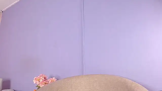 Snapshot of lourdes_moon22 chatting on October 24, 1:21 pm lourdes moon22 online show from October 24, 1:21 pm