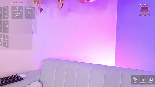 Snapshot of lourdes_moon22 chatting on December 1, 11:55 am lourdes moon22 online show from December 1, 11:55 am