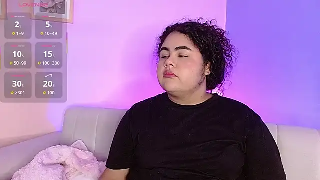 lourdes moon22 online show from December 19, 12:18 pm