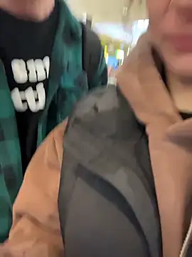 d3luluxx online show from December 16, 8:13 pm