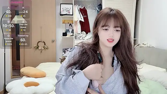 Snapshot of DDDDDoremi chatting on October 4, 3:08 am DDDDDoremi online show from October 4, 3:08 am