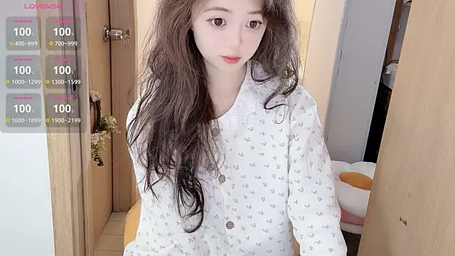 Snapshot of DDDDDoremi chatting on October 20, 2:57 am DDDDDoremi online show from October 20, 2:57 am