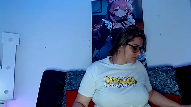 LAHILA COOPERR online show from October 24, 12:26 pm