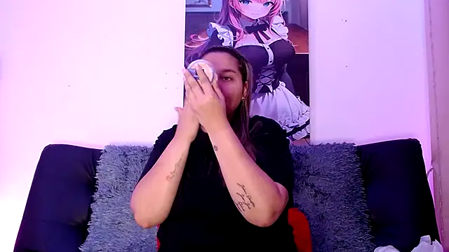 LAHILA COOPERR online show from November 22, 1:10 pm