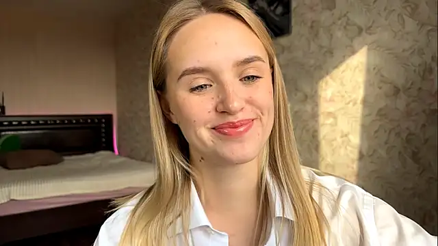 Snapshot of ElisabetLorney chatting on October 11, 8:04 am ElisabetLorney online show from October 11, 8:04 am